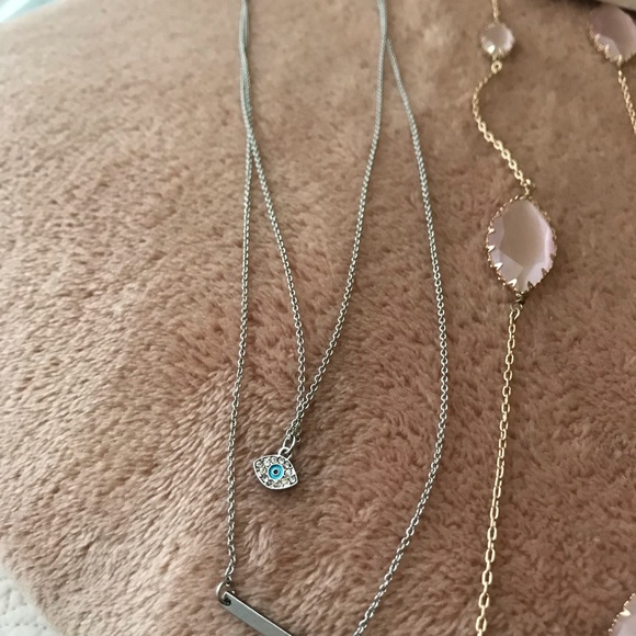 Statement Necklaces - Picture 5 of 7